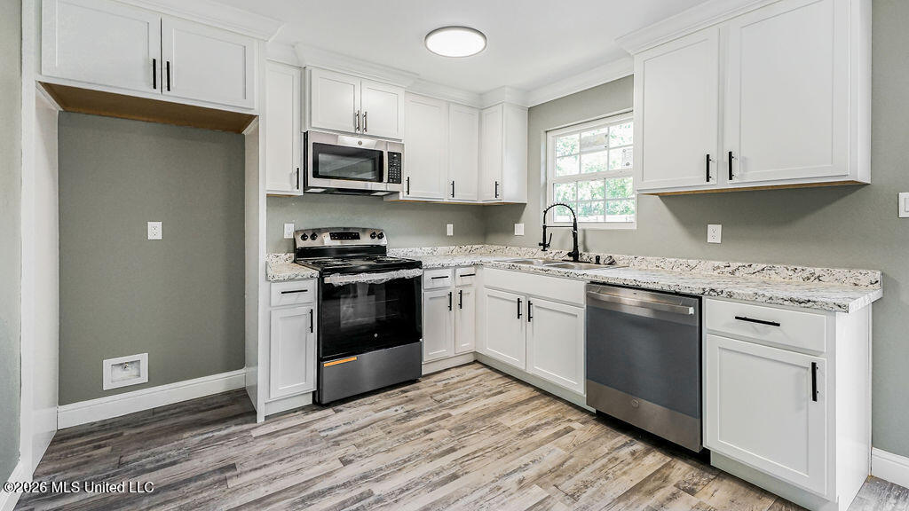 1809 Riverside Drive Gautier, MS 39553 - Photo 5 of 19 DSC01134