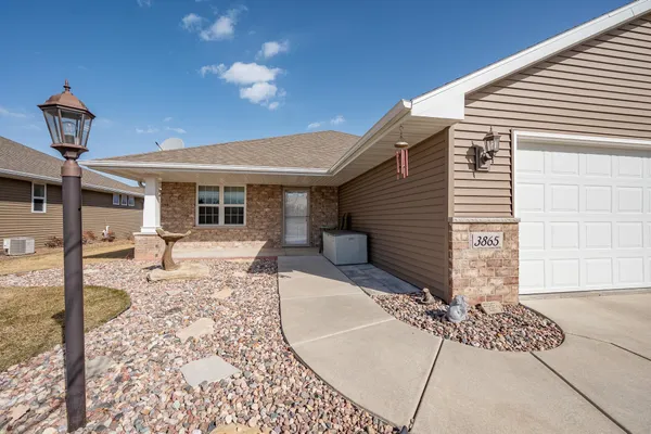 $399,900 | 3865 Meunier Lane, Green Bay, WI 54311