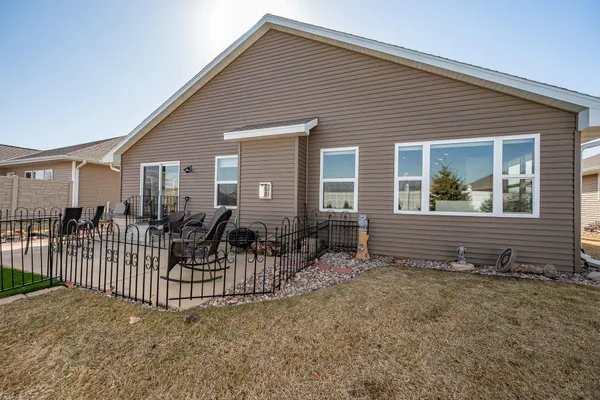 $399,900 | 3865 Meunier Lane, Green Bay, WI 54311