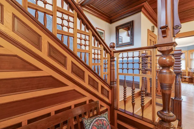 $975,000 | 221 10th Street, La Crosse, WI 54601