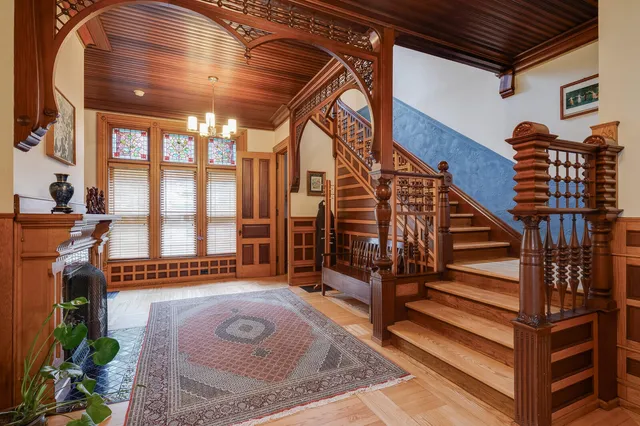 $975,000 | 221 10th Street, La Crosse, WI 54601