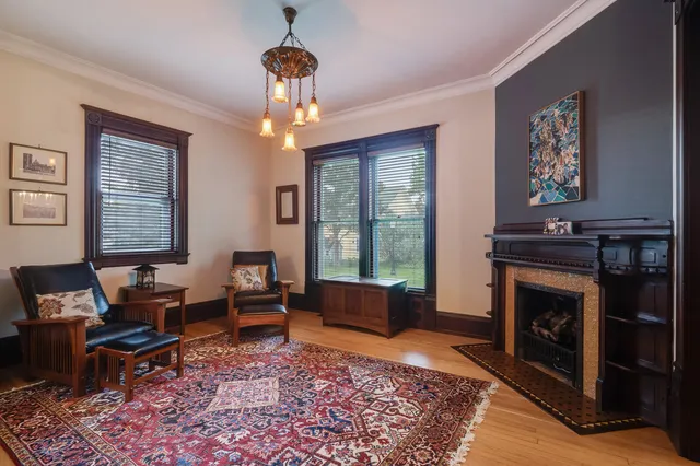 $975,000 | 221 10th Street, La Crosse, WI 54601