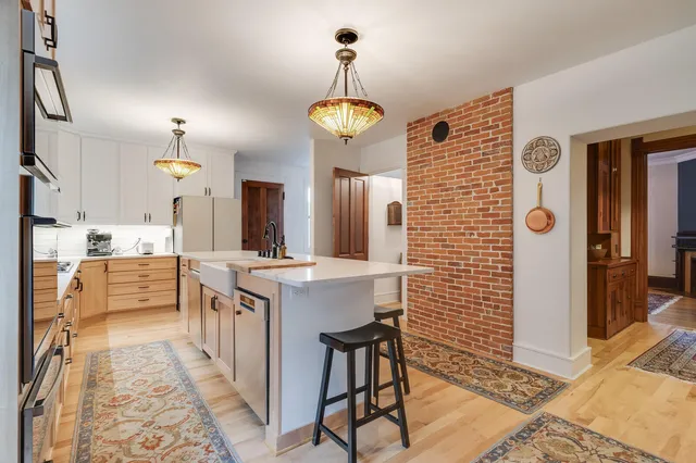 $975,000 | 221 10th Street, La Crosse, WI 54601