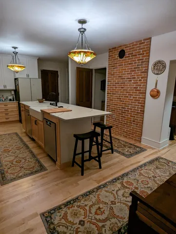 $975,000 | 221 10th Street, La Crosse, WI 54601