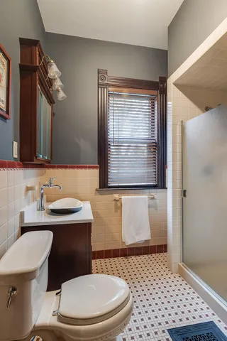 $975,000 | 221 10th Street, La Crosse, WI 54601