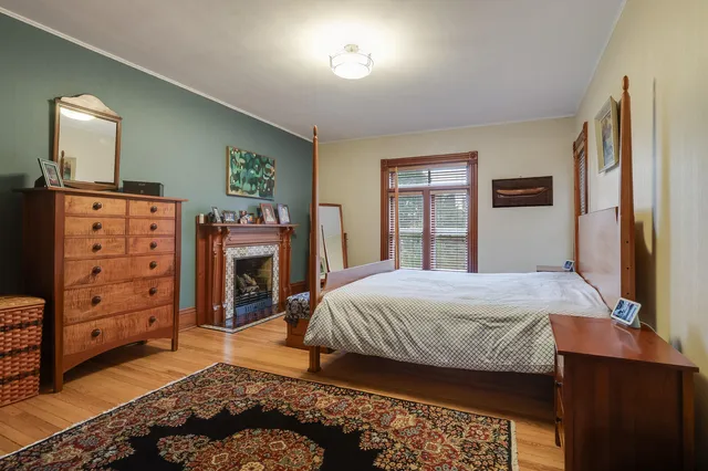 $975,000 | 221 10th Street, La Crosse, WI 54601