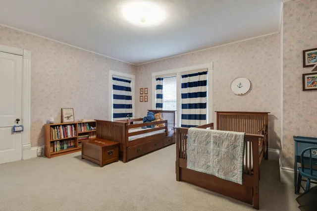 $975,000 | 221 10th Street, La Crosse, WI 54601