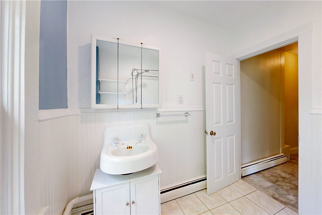 978 Kingstown Road South Kingstown, RI 02879 - Photo 32 of 35