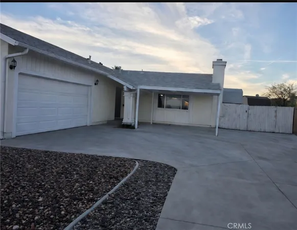 $2,500 | 15110 Chuparosa Street, Victorville, CA 92394