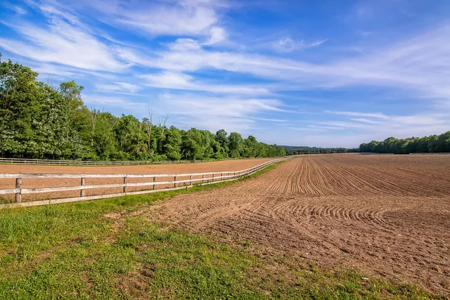 $499,900 | 2 Victoria Arms Circle, Kunkletown, PA 18058