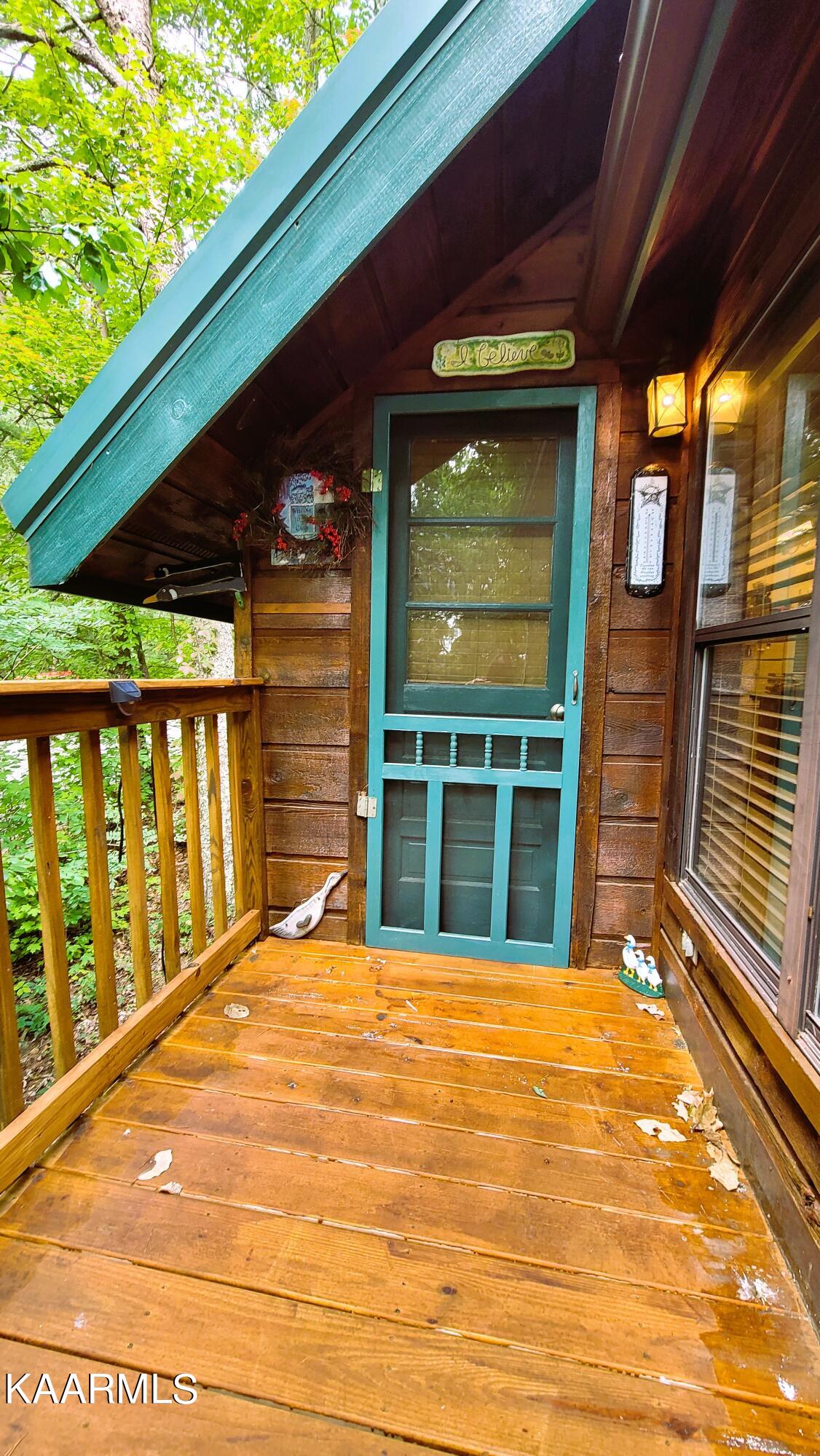 1844 Ridgecrest Drive Sevierville, TN 37876 - Photo 14 of 18 Back door