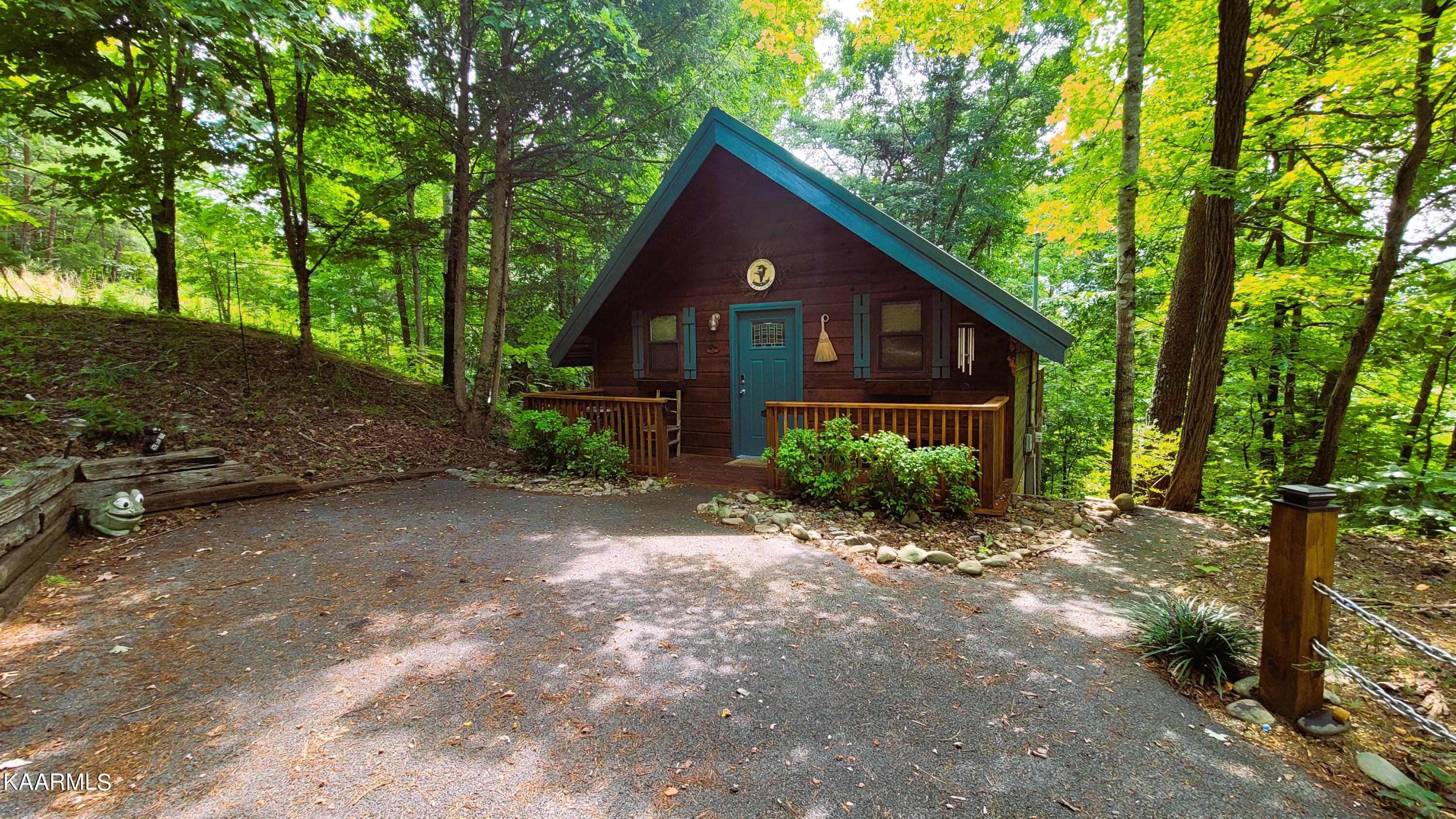 1844 Ridgecrest Drive Sevierville, TN 37876 - Photo 2 of 18 Outside 2