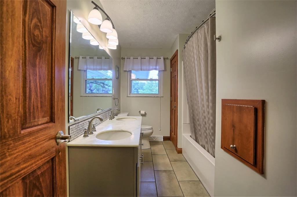 129 Bennington Road Indianapolis, IN 46227 - Photo 15 of 41 Gallery Image 15