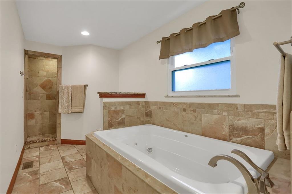 129 Bennington Road Indianapolis, IN 46227 - Photo 20 of 41 Gallery Image 20