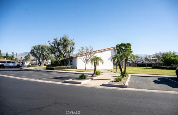 $170,000 | 626 North Dearborn, Unit 61, Redlands, CA 92374