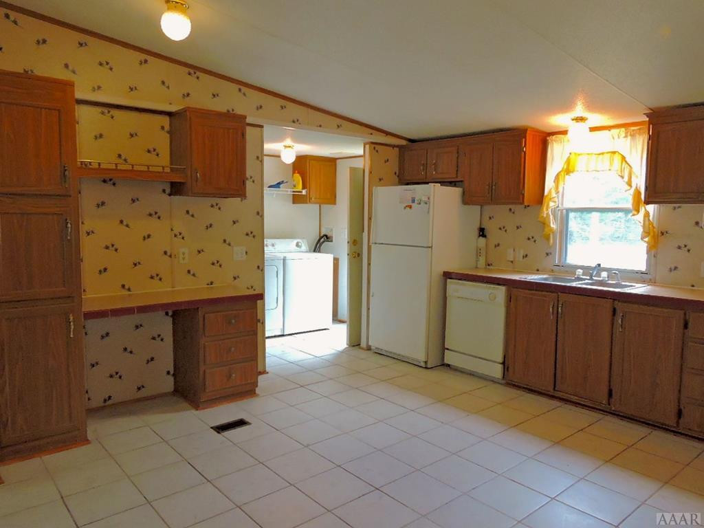 298 South Gregory Road Shawboro, NC 27973 - Photo 13 of 29 Gallery Image 13