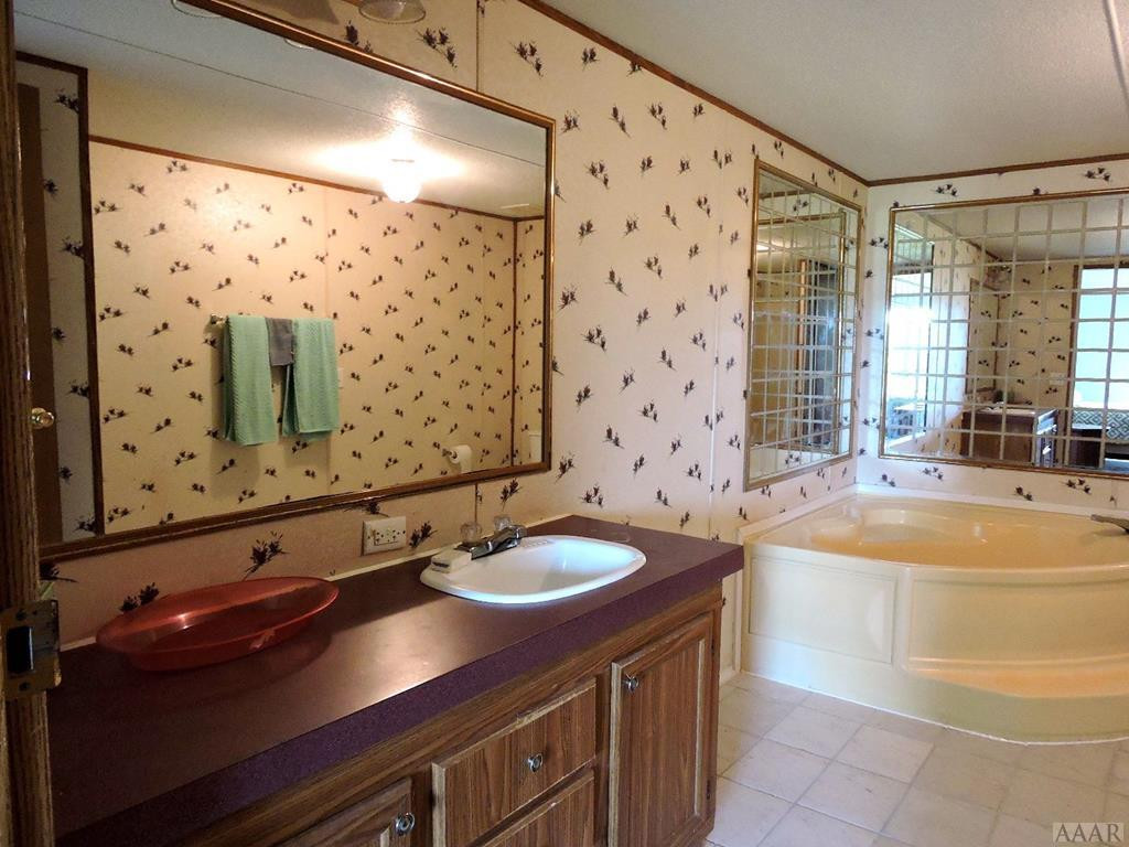 298 South Gregory Road Shawboro, NC 27973 - Photo 18 of 29 Gallery Image 18