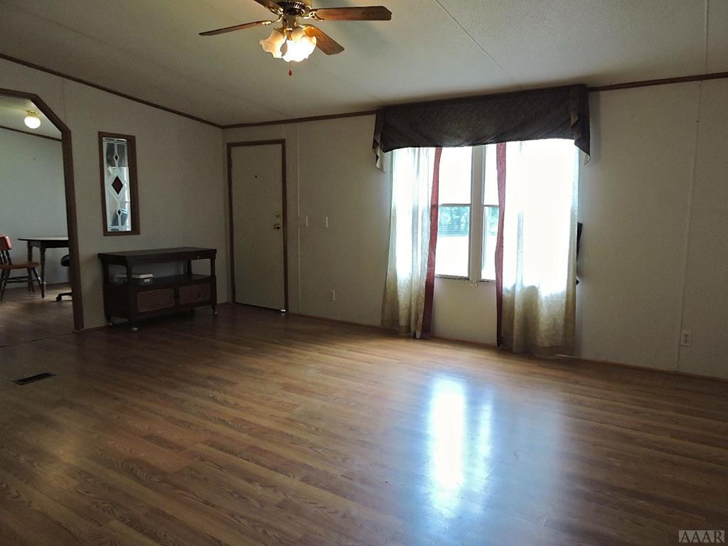 298 South Gregory Road Shawboro, NC 27973 - Photo 5 of 29 Gallery Image 5
