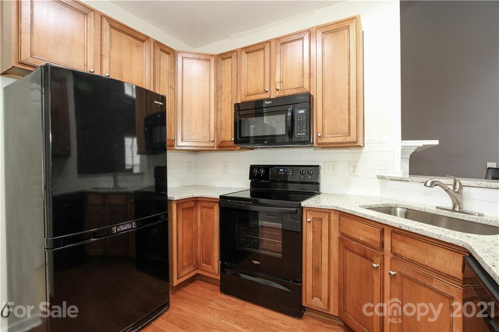 1024 Kensrowe Lane Matthews, NC 28104 - Photo 11 of 47