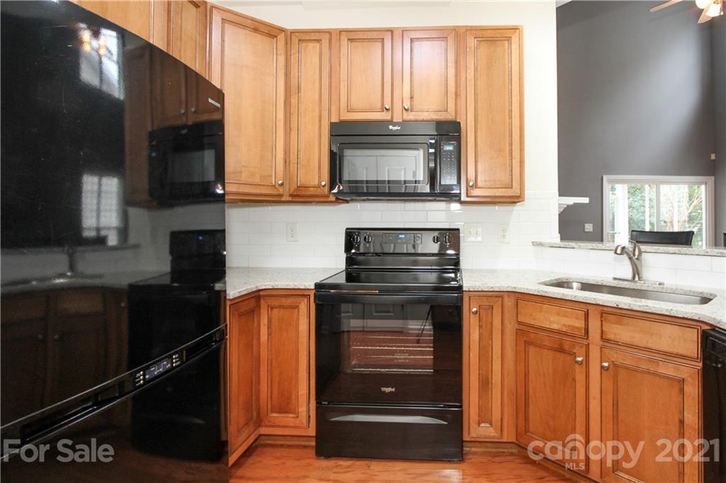 1024 Kensrowe Lane Matthews, NC 28104 - Photo 14 of 47