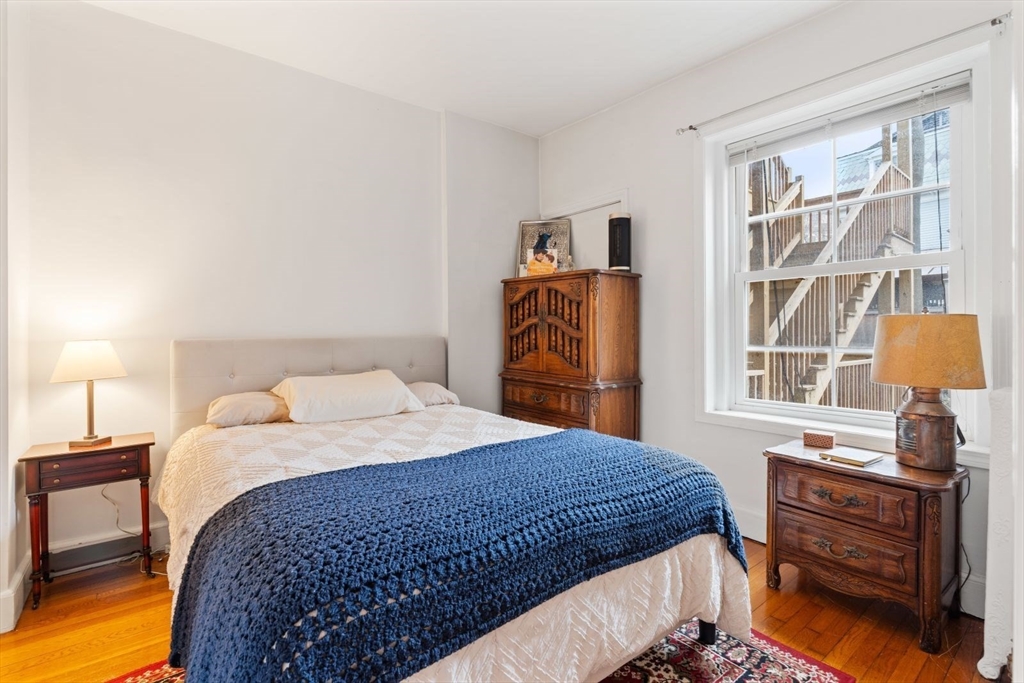 38 Winchester Street, Unit 2 Brookline, MA 02446 - Photo 6 of 10