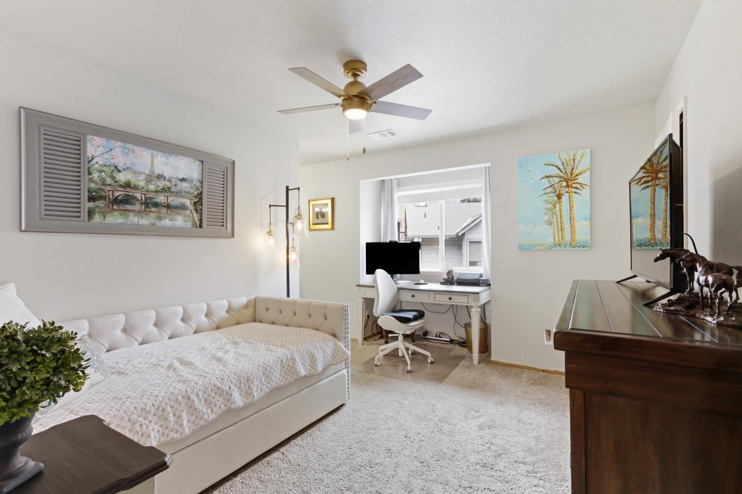 1336 Oak Ridge Drive Colfax, CA 95713 - Photo 28 of 39 another primary bedroom upstairs has beautiful natural light