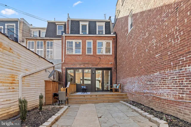 $2,800 | 1616 Kilbourne Place Northwest, Washington, DC 20010