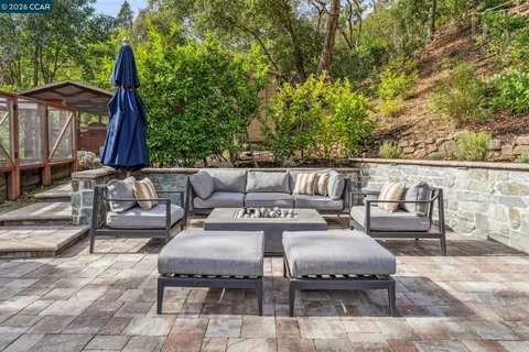 $3,300,000 | 147 Amber Valley Drive, Orinda, CA 94563