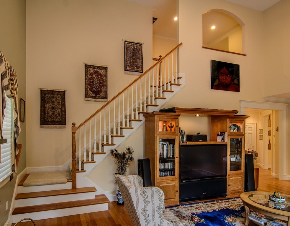 94 Sears Road Southborough, MA 01772 - Photo 21 of 30 Gallery Image 21