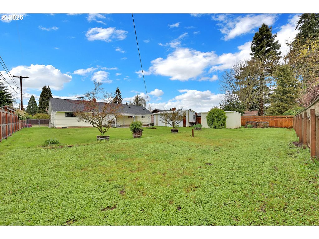 117 Allen Avenue Springfield, OR 97477 - Photo 36 of 43