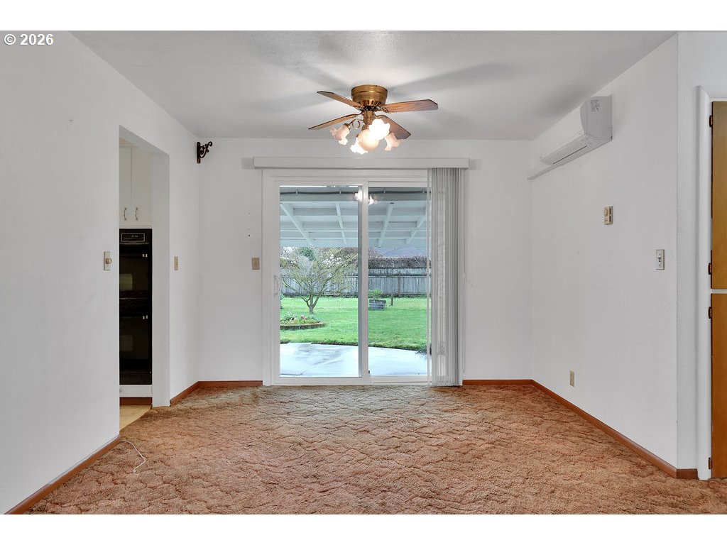 117 Allen Avenue Springfield, OR 97477 - Photo 7 of 43