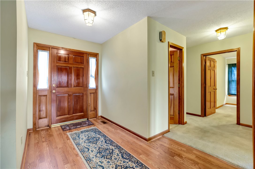 154 Brookbend Road Central, SC 29630 - Photo 5 of 41