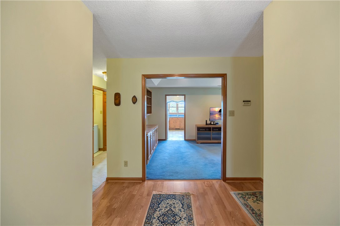 154 Brookbend Road Central, SC 29630 - Photo 6 of 41