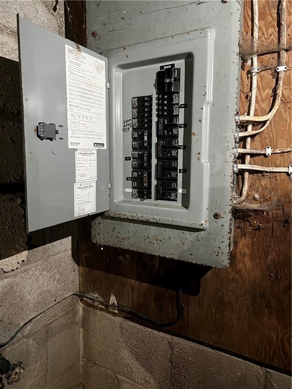 343 Vanderbilt Road Connellsville, PA 15425 - Photo 12 of 33