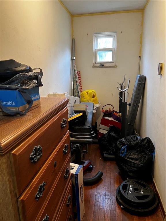 343 Vanderbilt Road Connellsville, PA 15425 - Photo 29 of 33 Extra space adjacent to primary bedroom