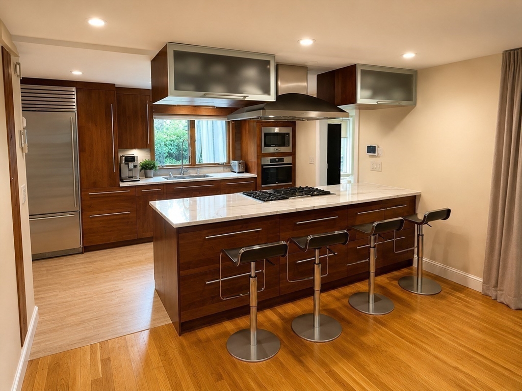 34 Blossomcrest Road Lexington, MA 02421 - Photo 2 of 15