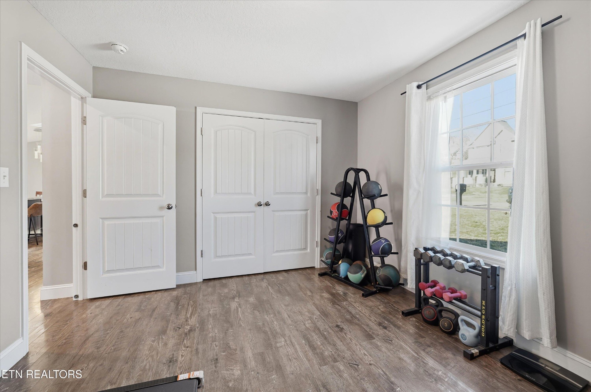 400 Hubbs Grove Road Maynardville, TN 37807 - Photo 31 of 46 a view of room with toys and wooden floor