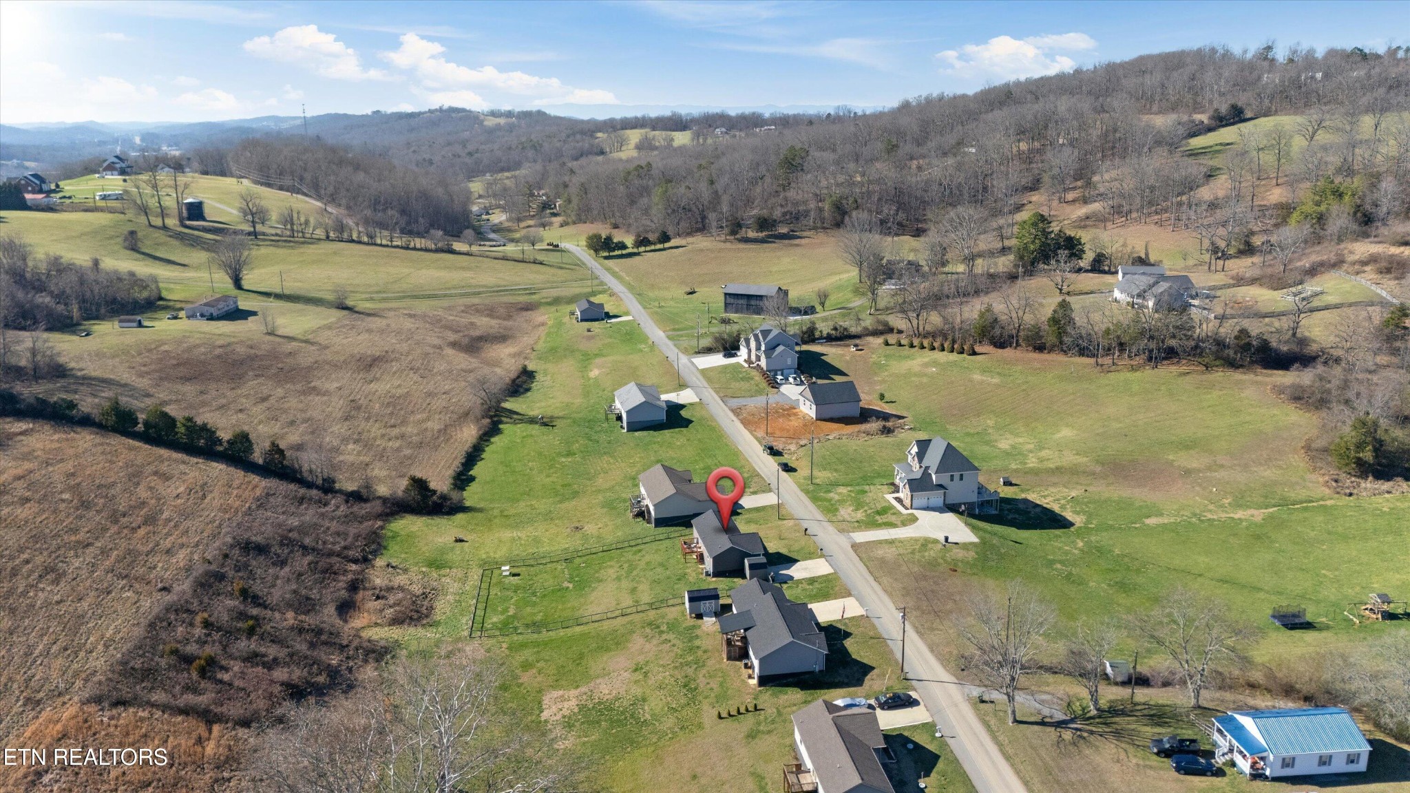 400 Hubbs Grove Road Maynardville, TN 37807 - Photo 44 of 46 a view of a town with mountains in the background