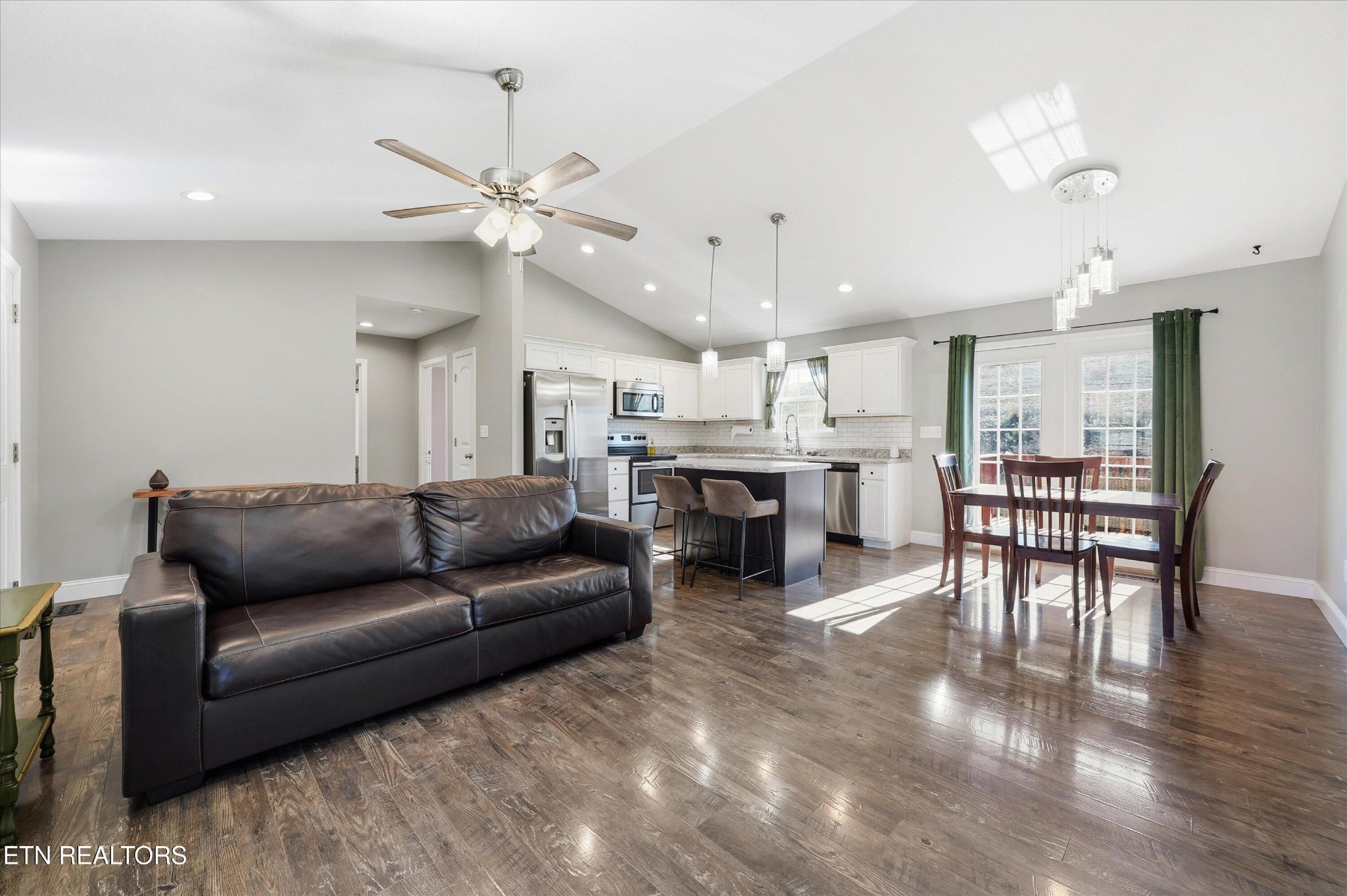 400 Hubbs Grove Road Maynardville, TN 37807 - Photo 8 of 46 a living room with furniture and kitchen view