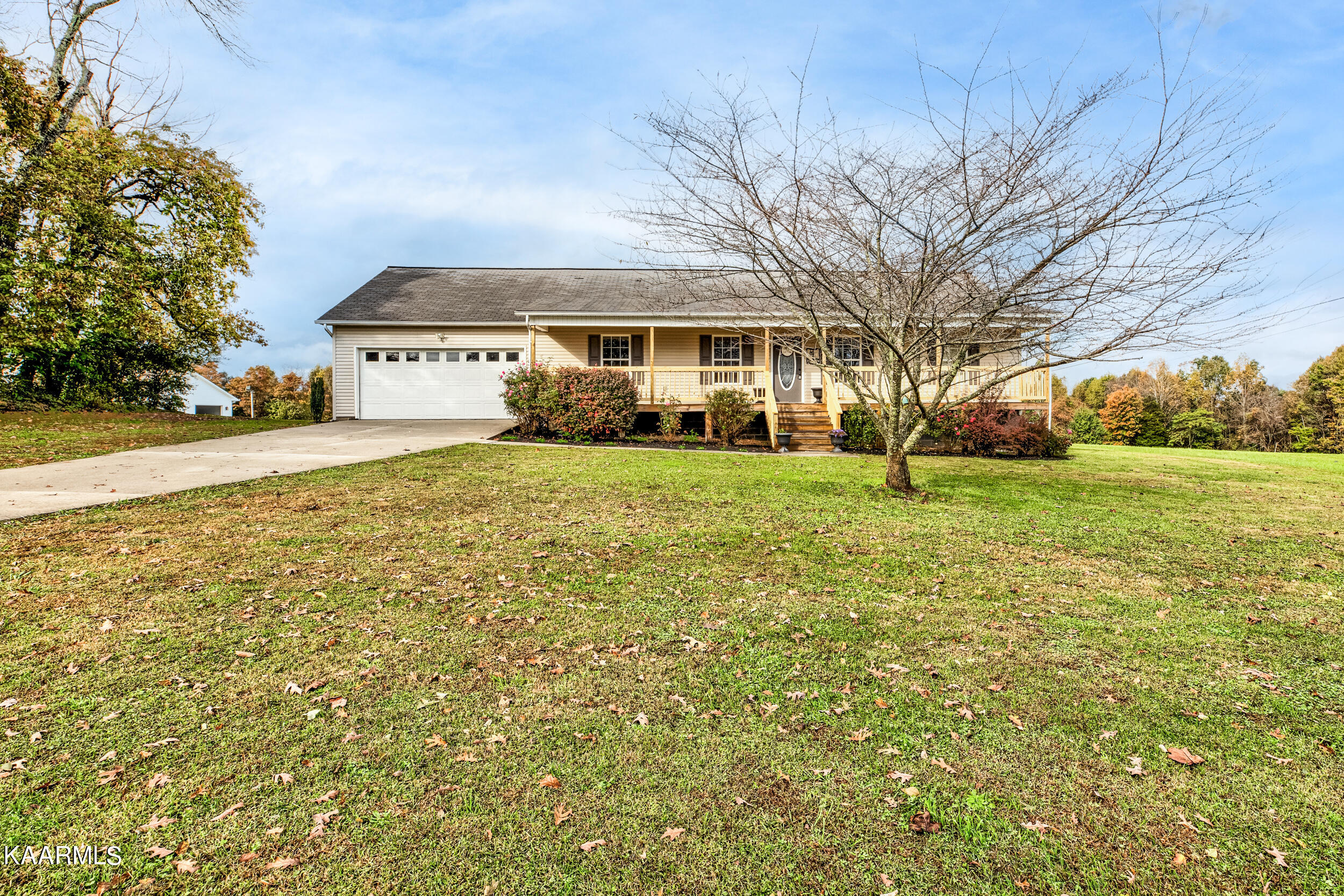 2813 Pinecrest Road Jacksboro, TN 37757 - Photo 31 of 34 2813 Pinecrest Rd