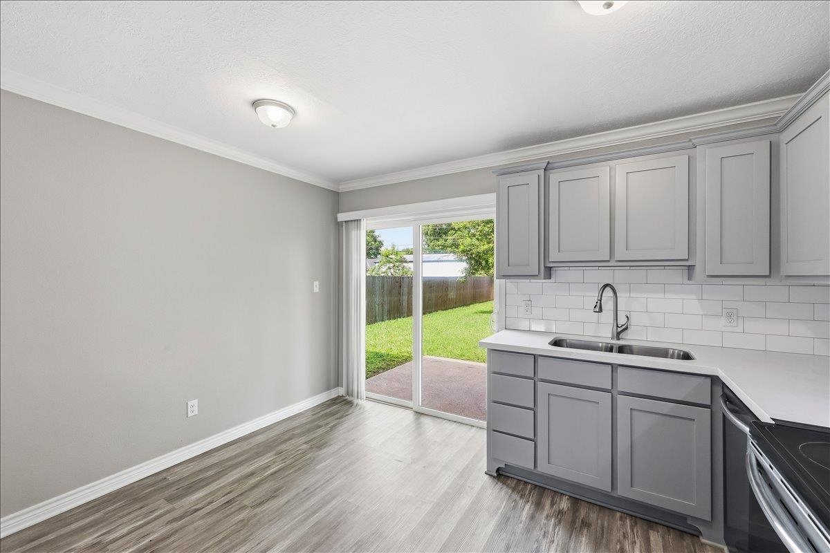 7710 San Anselmo Street Beaumont, TX 77708 - Photo 9 of 27