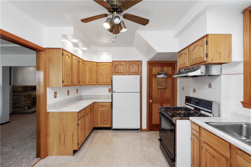203 Hornaday Road Pittsburgh, PA 15210 - Photo 10 of 28 Gallery Image 10