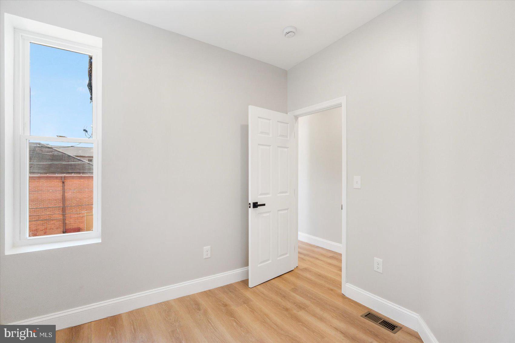 1415 East Lanvale Street Baltimore, MD 21213 - Photo 29 of 42 a view of an empty room