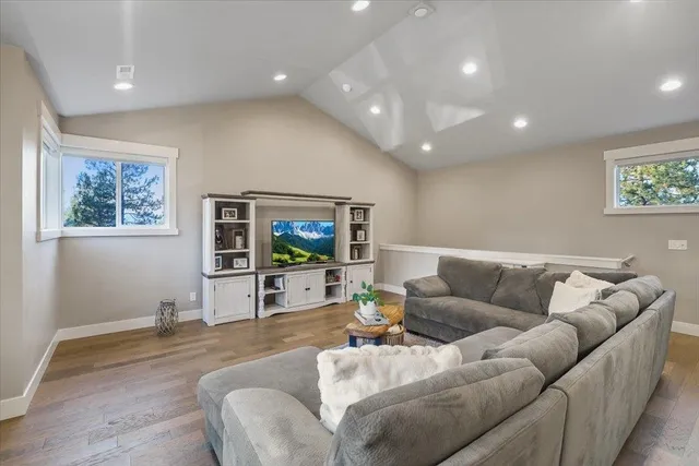 $1,350,000 | 6815 South Wilcox Lane, Spokane, WA 99206