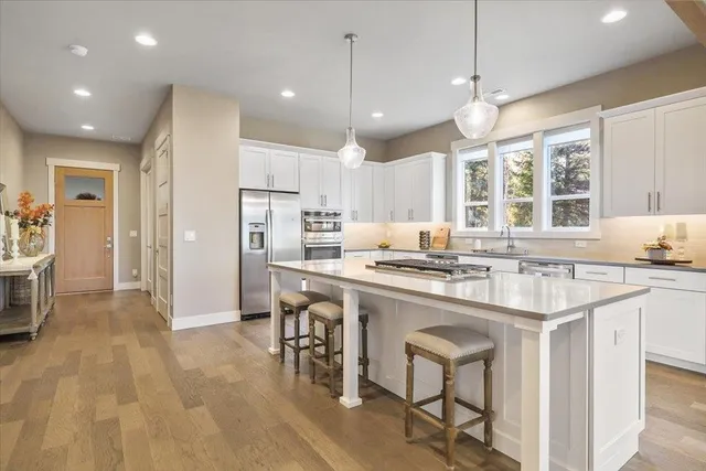 $1,350,000 | 6815 South Wilcox Lane, Spokane, WA 99206