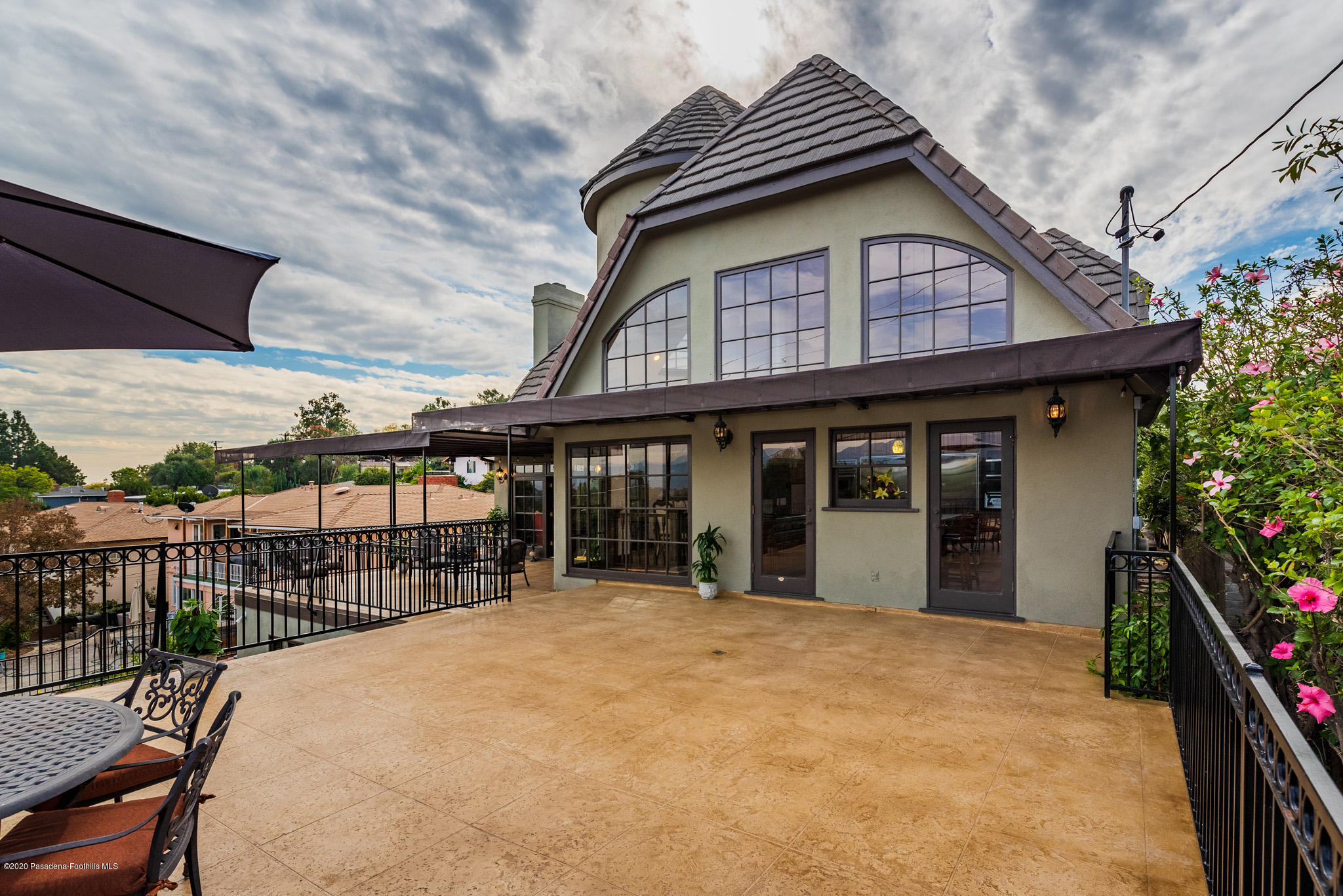 150 Sequoia Drive Pasadena, CA 91105 - Photo 49 of 53 a front view of a house having yard