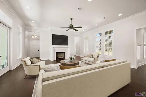 $1,029,000 | 4853 Inniswold Oaks Drive, Baton Rouge, LA 70809