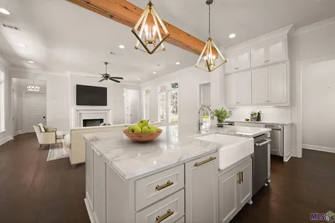 $1,029,000 | 4853 Inniswold Oaks Drive, Baton Rouge, LA 70809