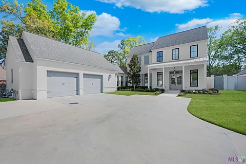 $1,029,000 | 4853 Inniswold Oaks Drive, Baton Rouge, LA 70809