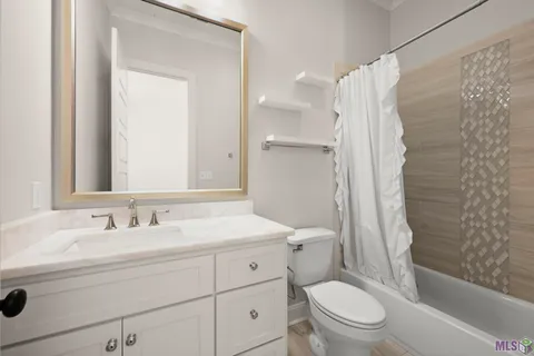 $1,029,000 | 4853 Inniswold Oaks Drive, Baton Rouge, LA 70809